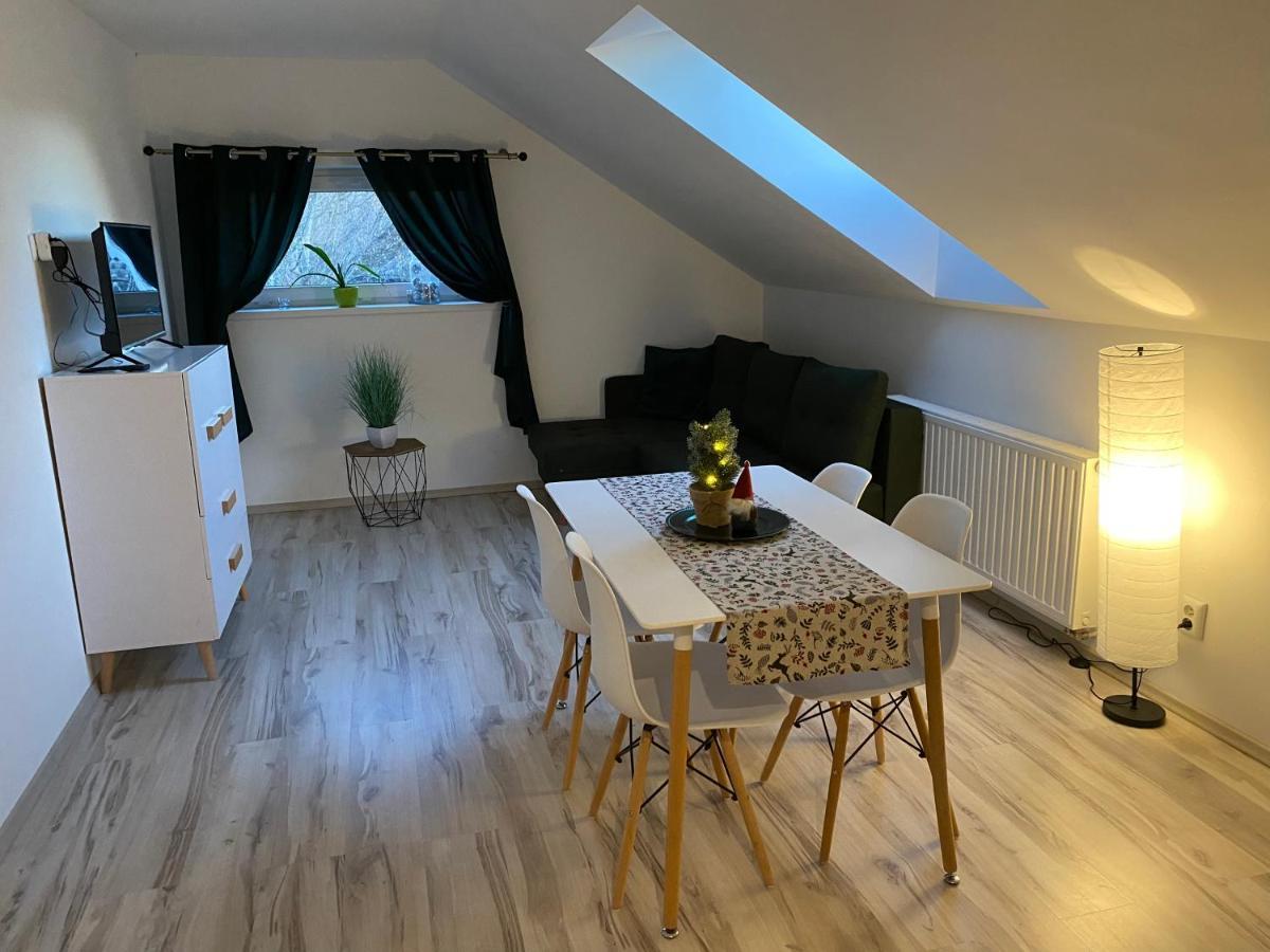 Apartamenty - Pod Wierzbami Dwikozy Bagian luar foto